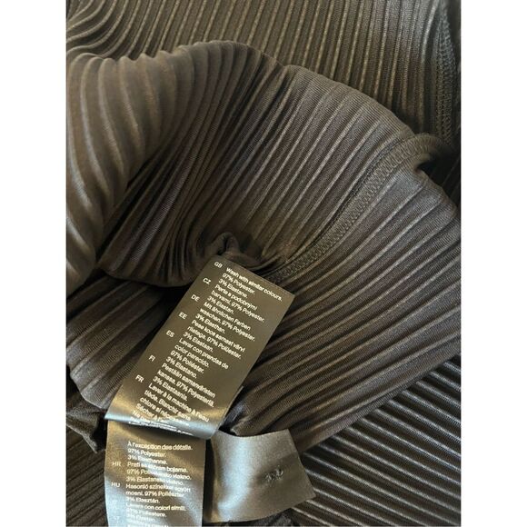 COS PLISSÉ MIDI SLIP DRESS - Picture 12 of 12